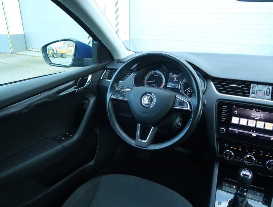 2017 Škoda OCTAVIA - 9