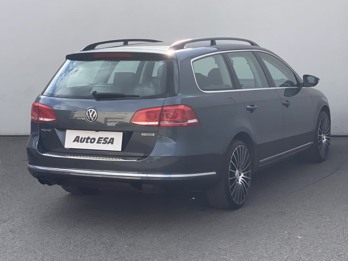 2014 Volkswagen PASSAT - 4