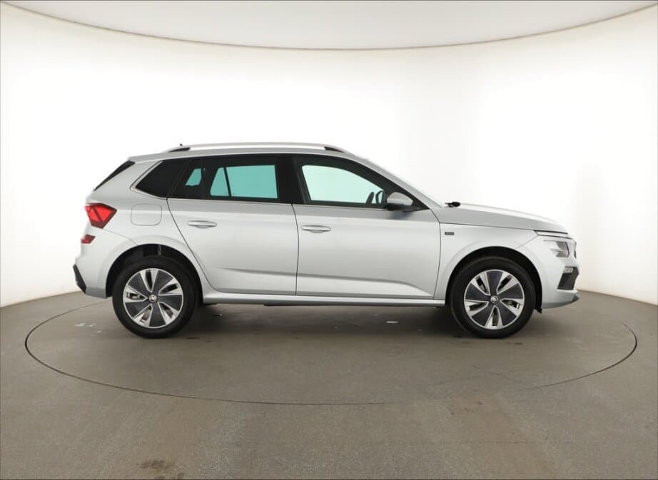 2025 Škoda KAMIQ - 8
