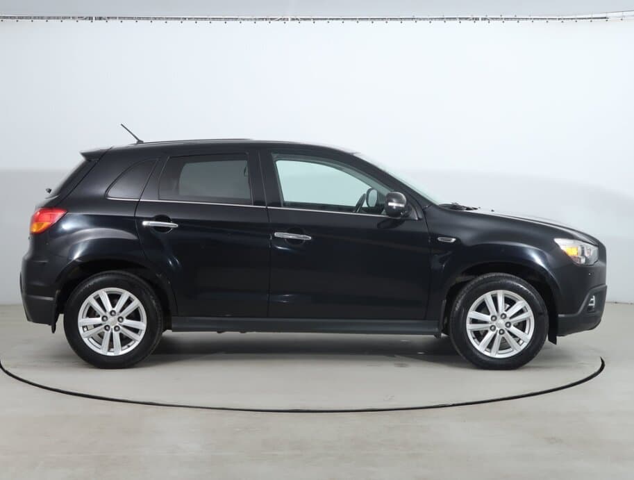 2011 Mitsubishi ASX - 8