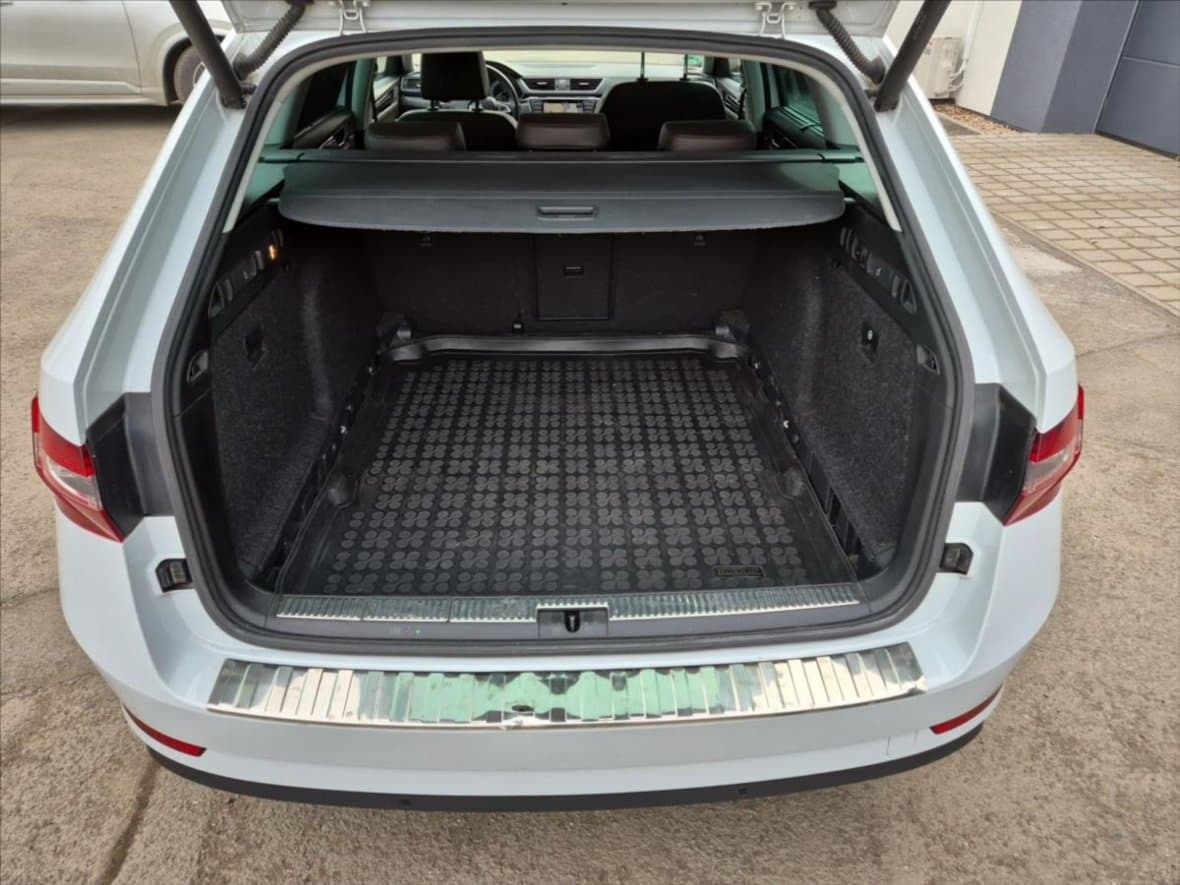 2016 Škoda Superb - 10