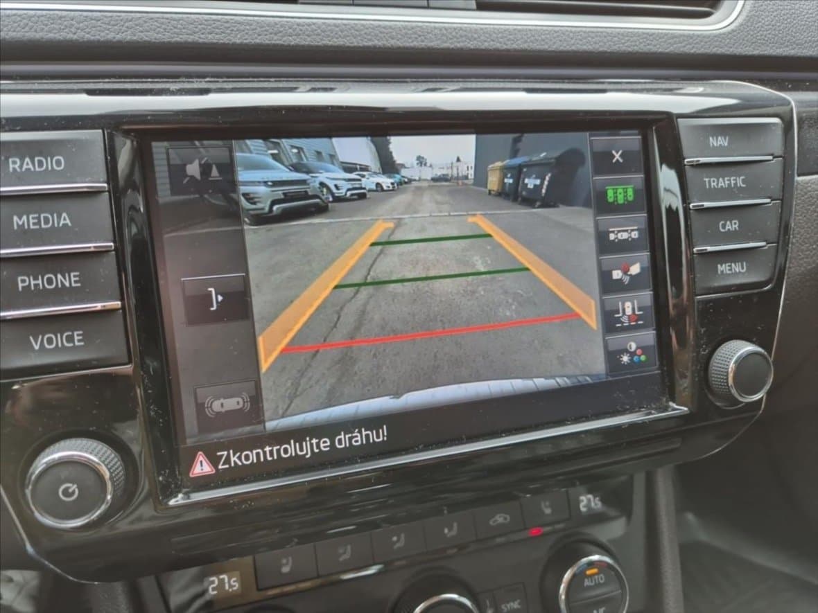 2016 Škoda Superb - 16