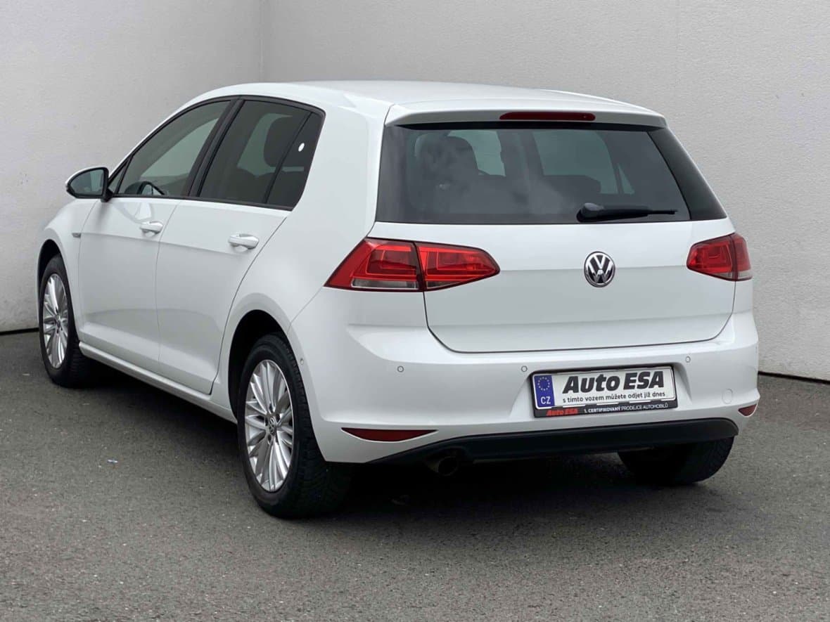 2014 Volkswagen GOLF - 11