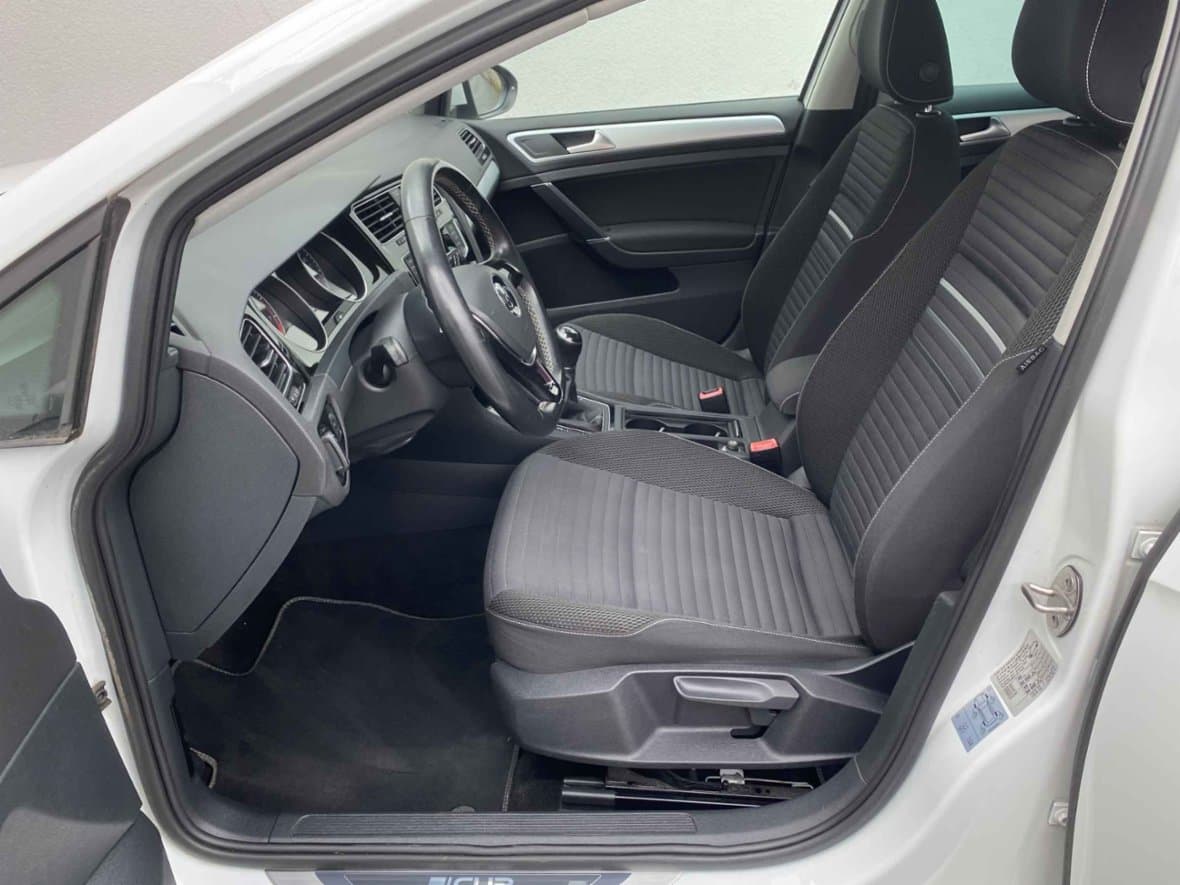 2014 Volkswagen GOLF - 17