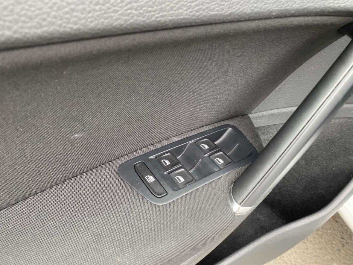 2014 Volkswagen GOLF - 25