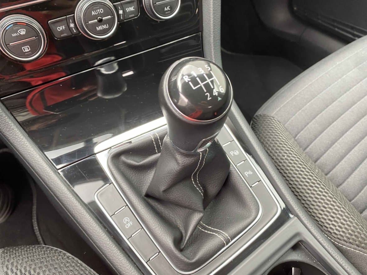 2014 Volkswagen GOLF - 29