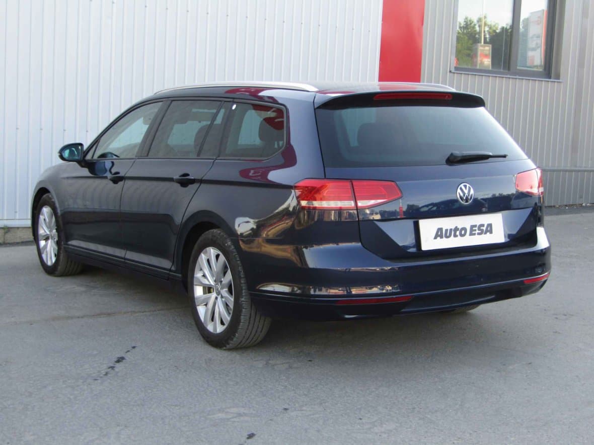2015 Volkswagen PASSAT - 6