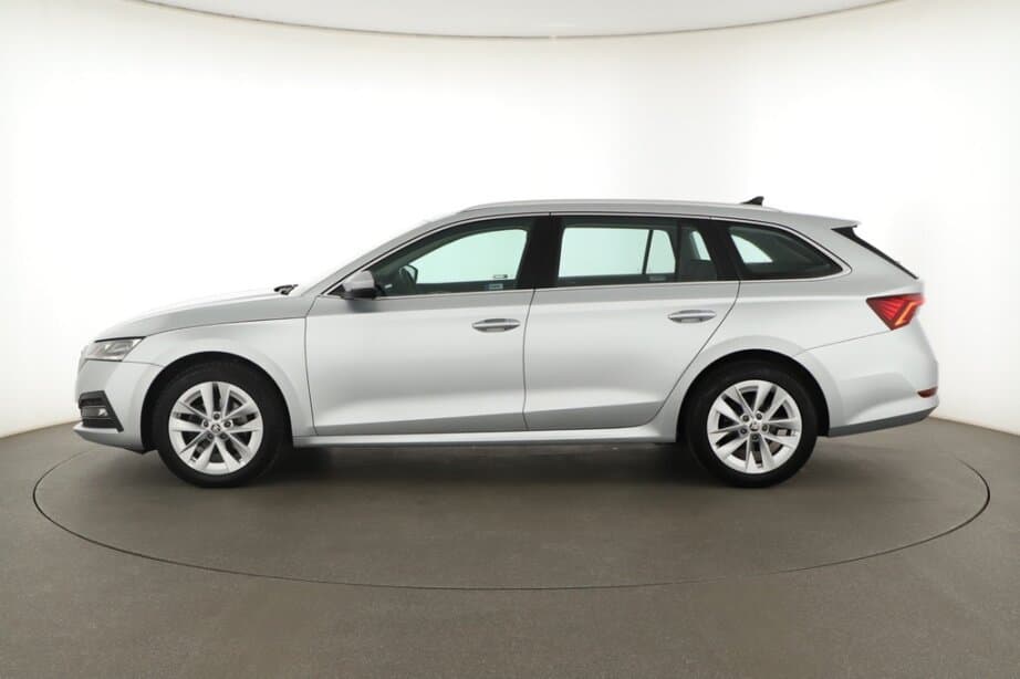 2022 Škoda OCTAVIA - 7