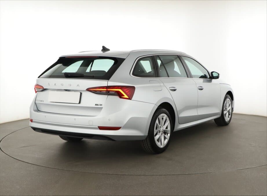 2022 Škoda OCTAVIA - 13