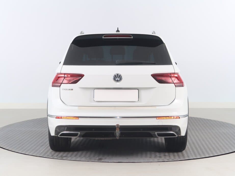 2017 Volkswagen TIGUAN - 6