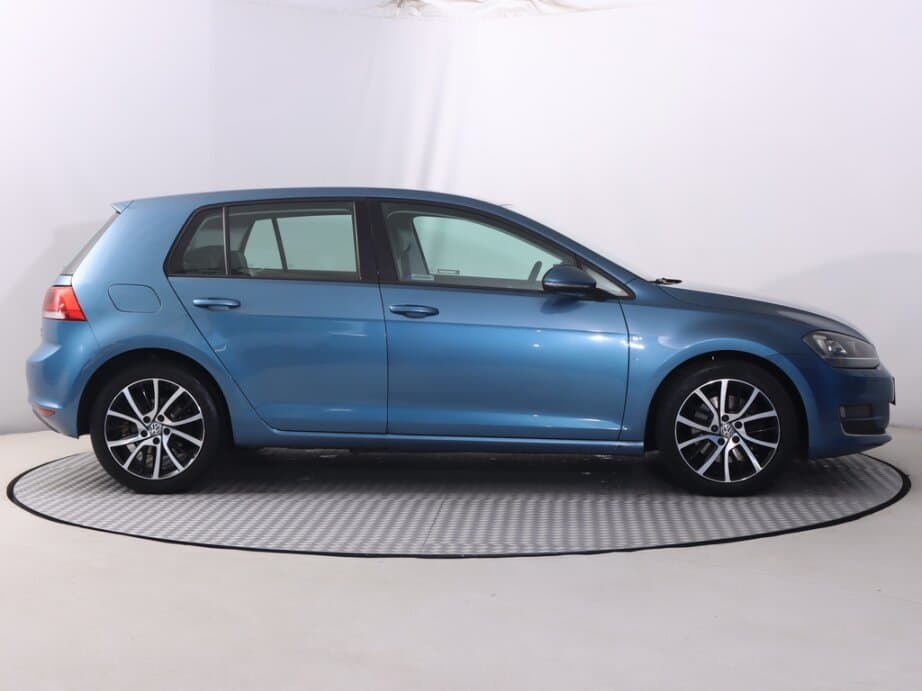 2014 Volkswagen GOLF - 8