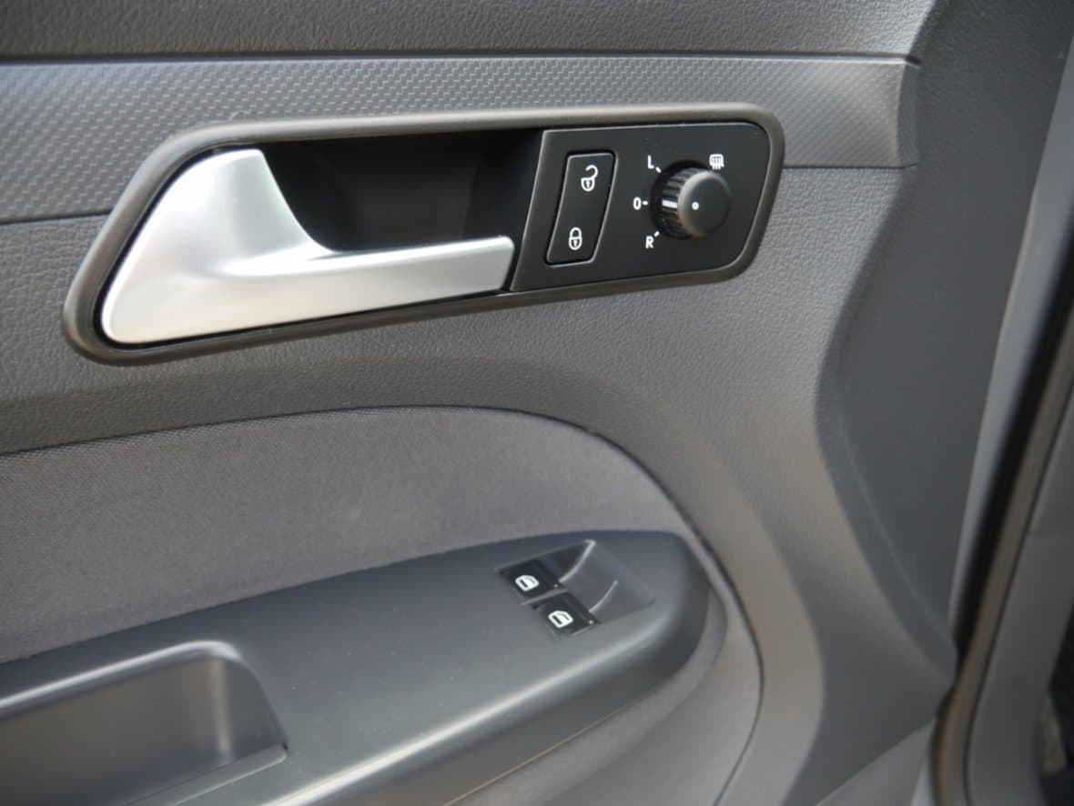 2011 Volkswagen CADDY - 12