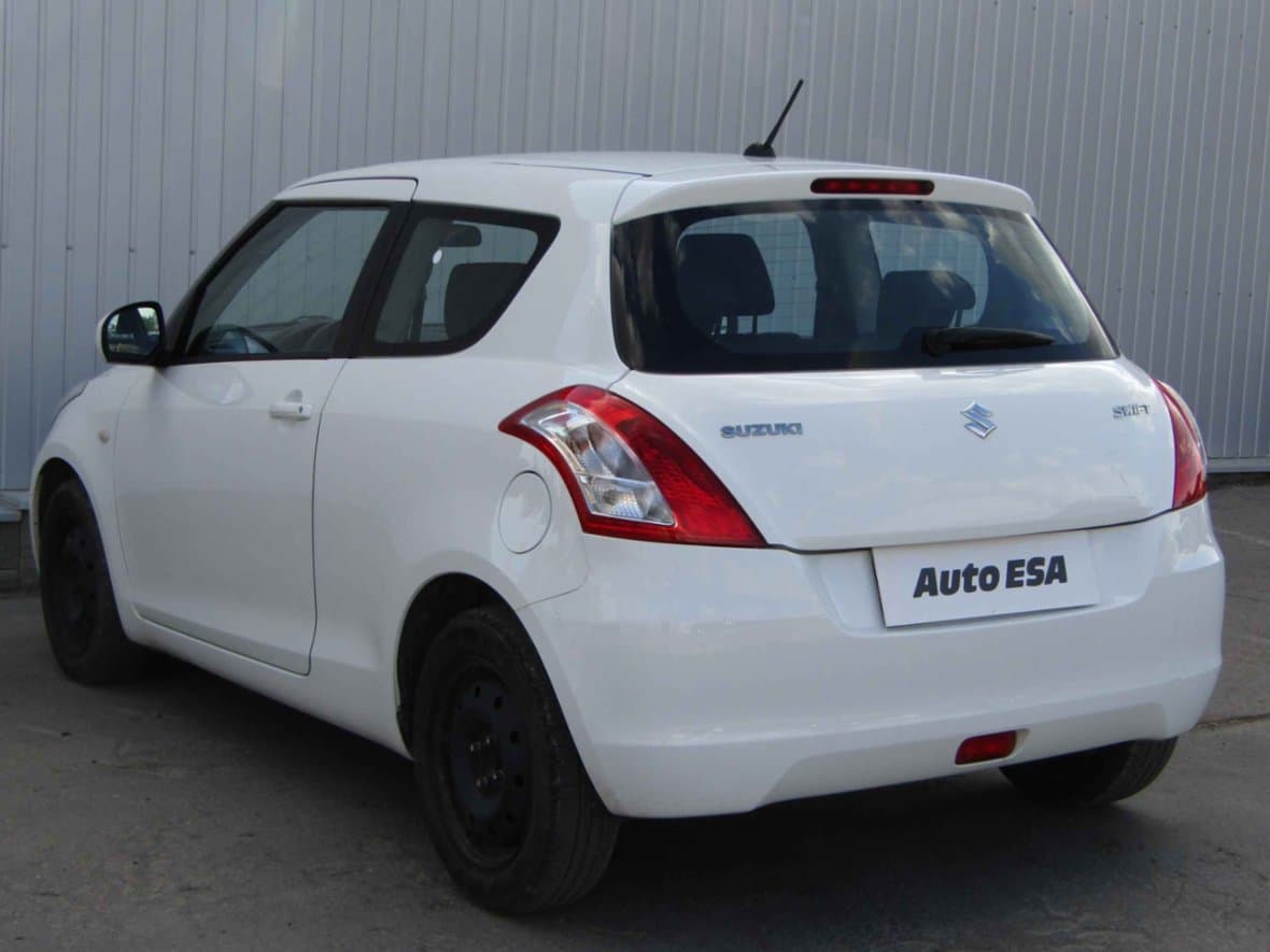 2011 Suzuki SWIFT - 6