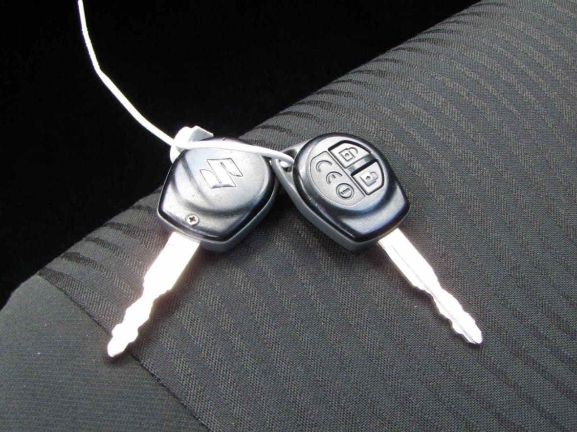 2011 Suzuki SWIFT - 15