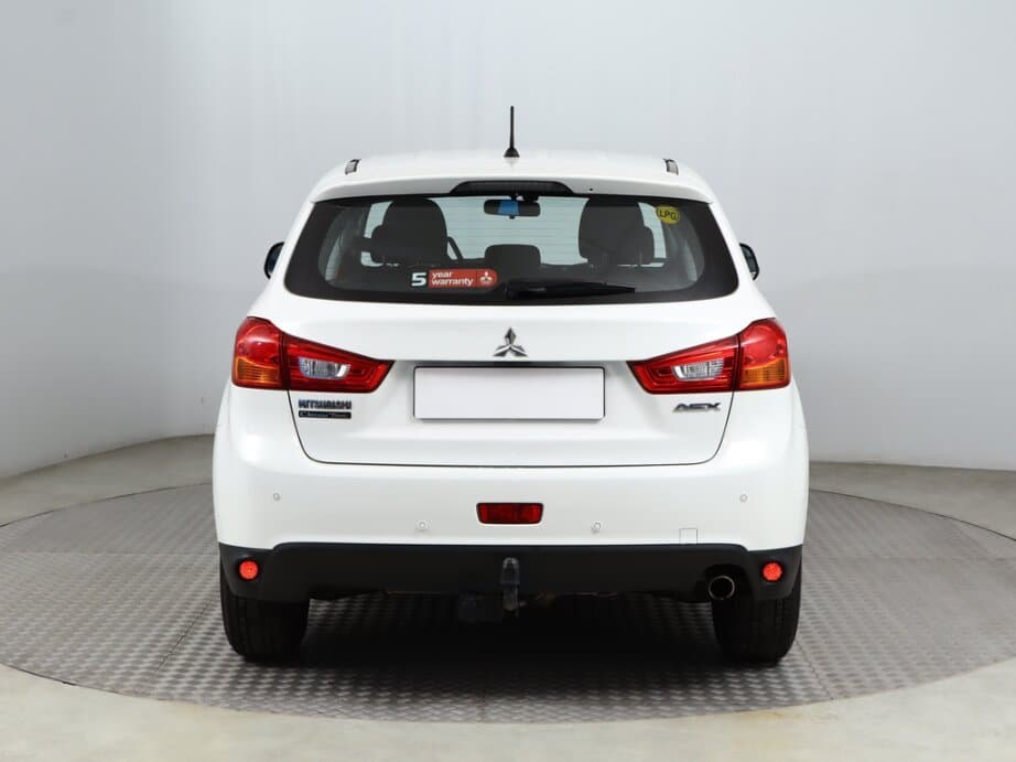 2016 Mitsubishi ASX - 6