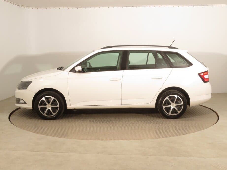 2015 Škoda FABIA - 4