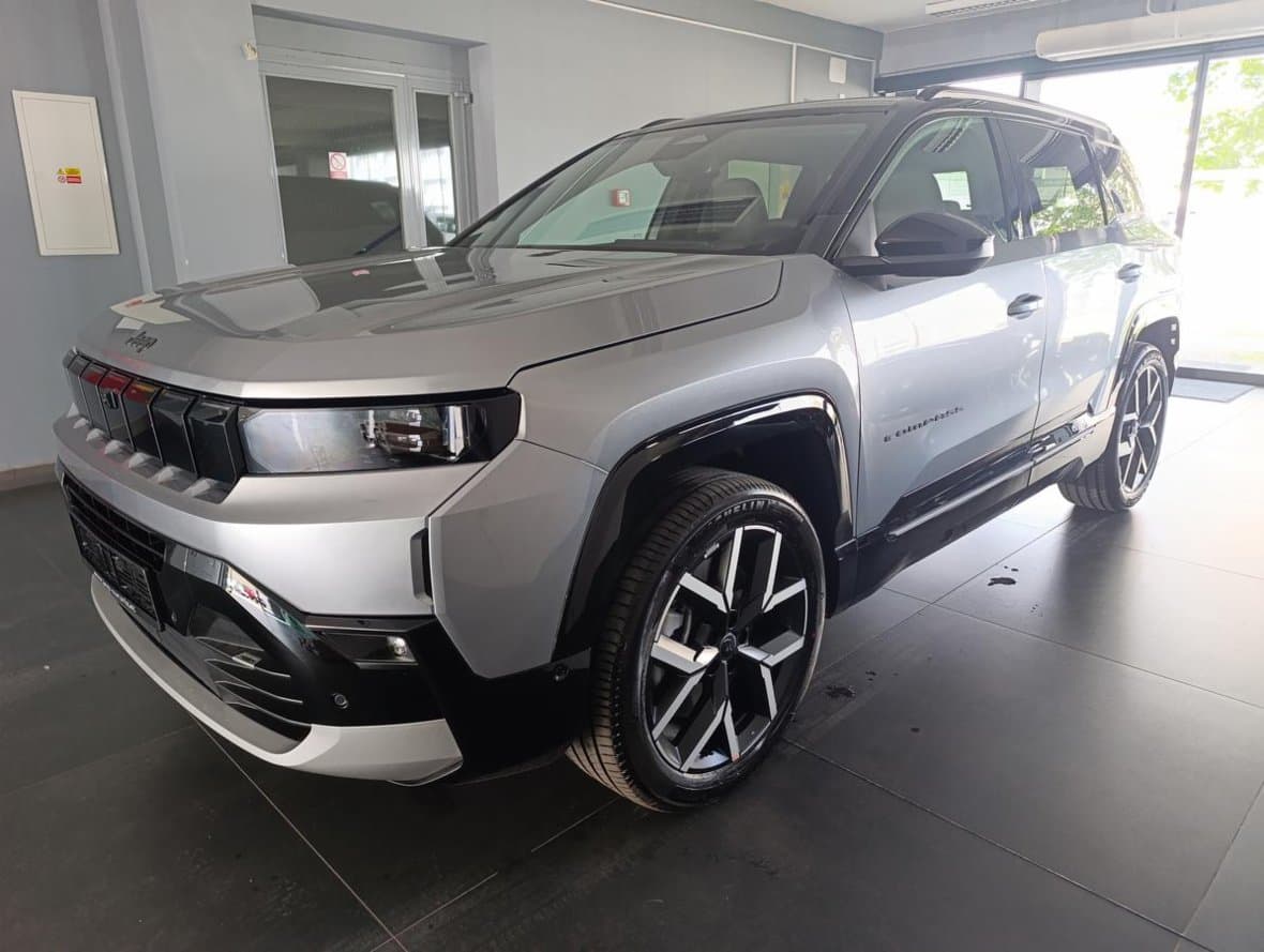 2026 Jeep COMPASS