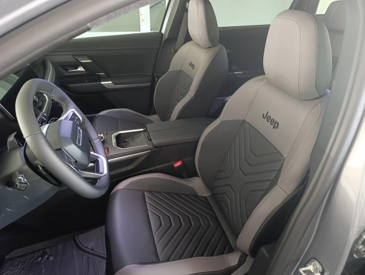 2026 Jeep COMPASS - 11