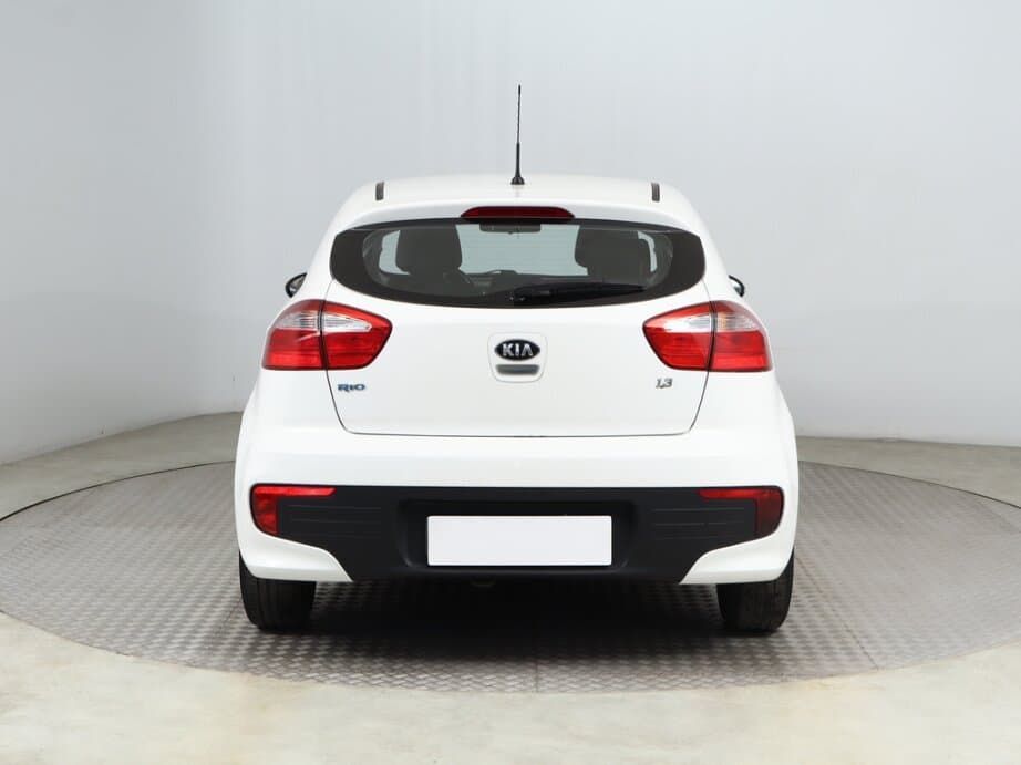 2015 Kia RIO - 6