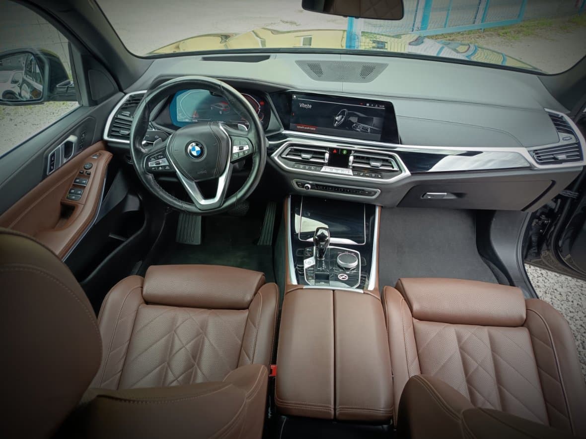 2023 BMW X5 - 8