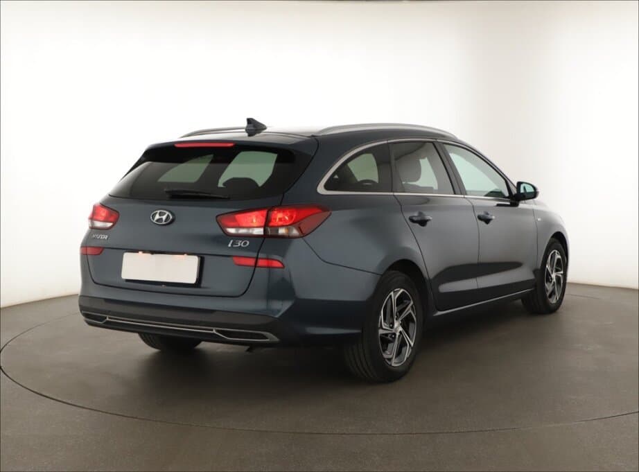 2022 Hyundai i30 - 13