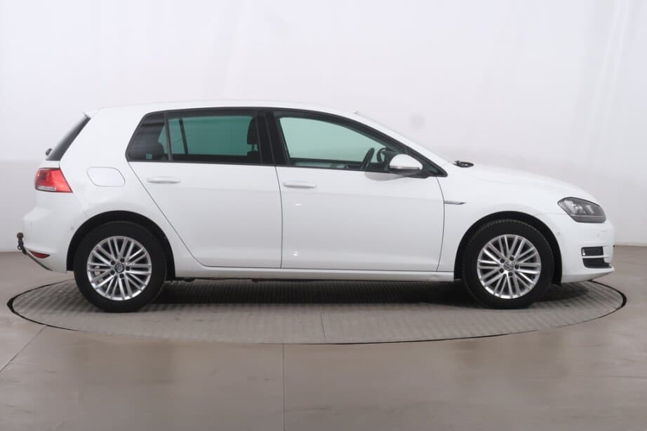 2014 Volkswagen GOLF - 8