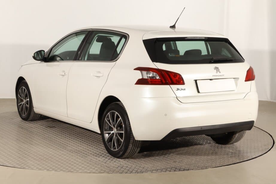 2017 Peugeot 308 - 5