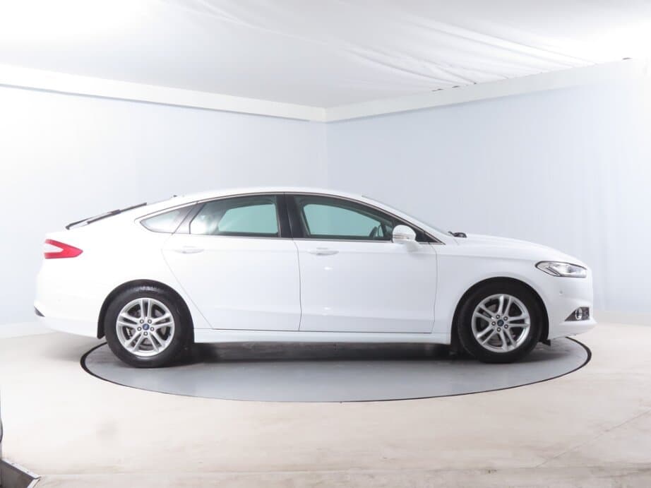 2016 Ford MONDEO - 8
