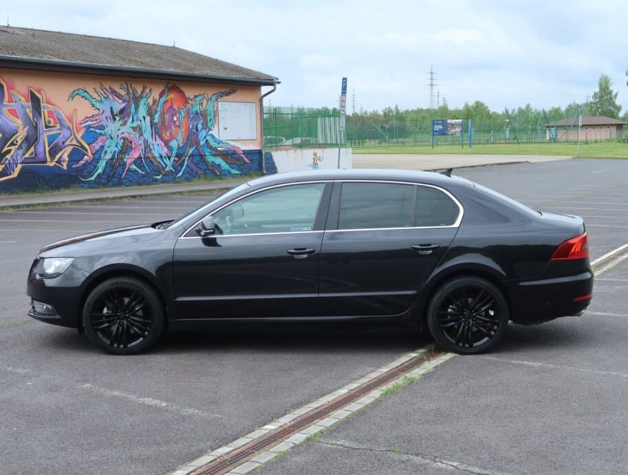 2014 Škoda SUPERB - 4