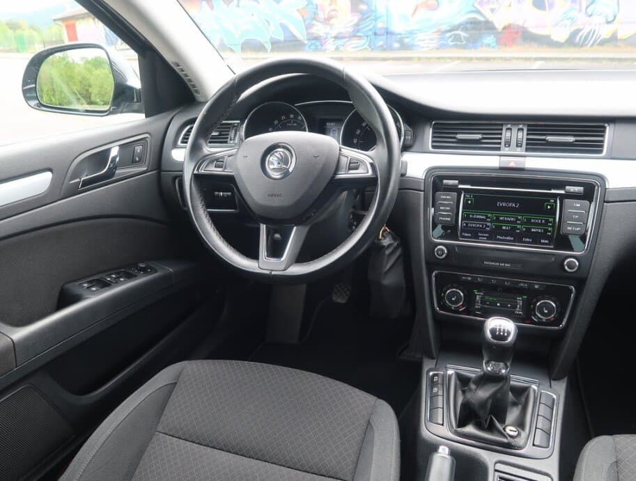 2014 Škoda SUPERB - 9