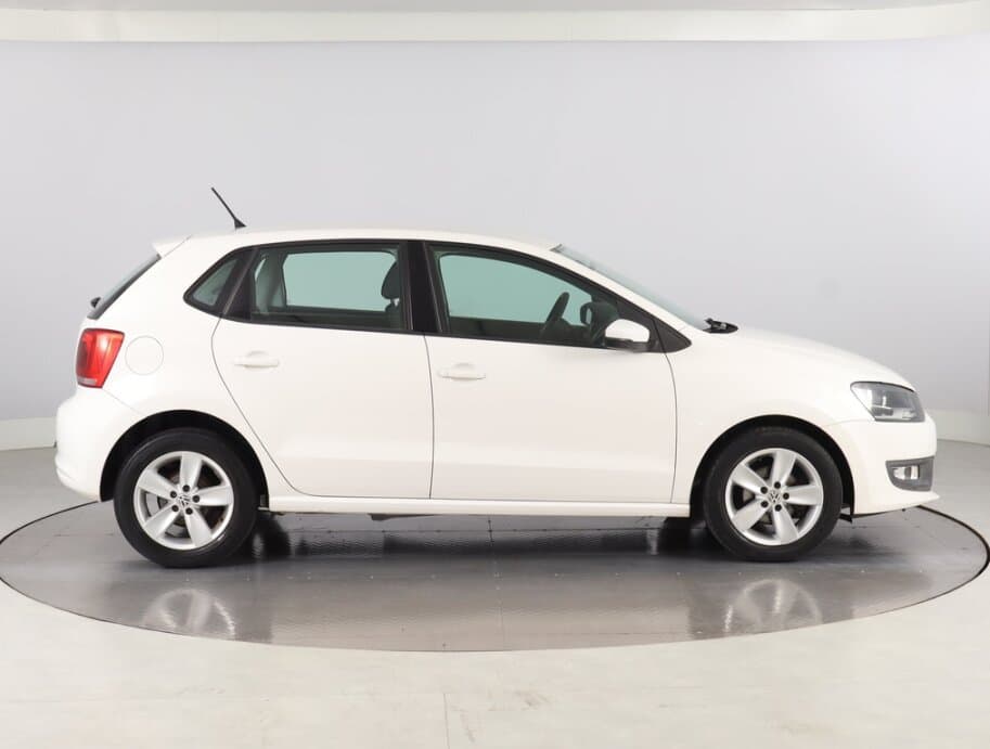 2012 Volkswagen POLO - 8