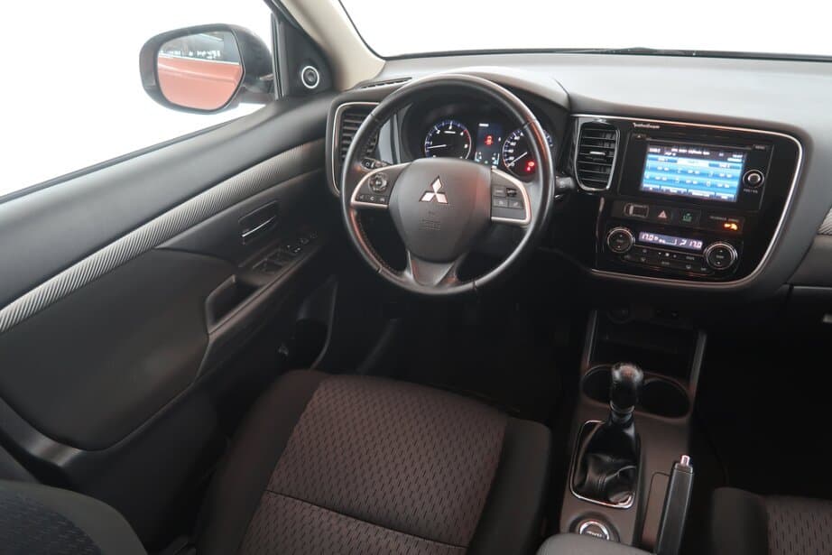 2013 Mitsubishi OUTLANDER - 9