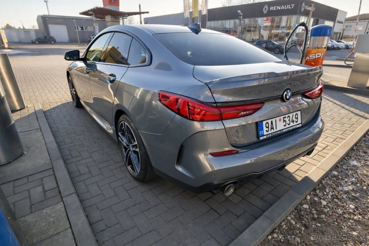 BMW 2-SERIES - 8