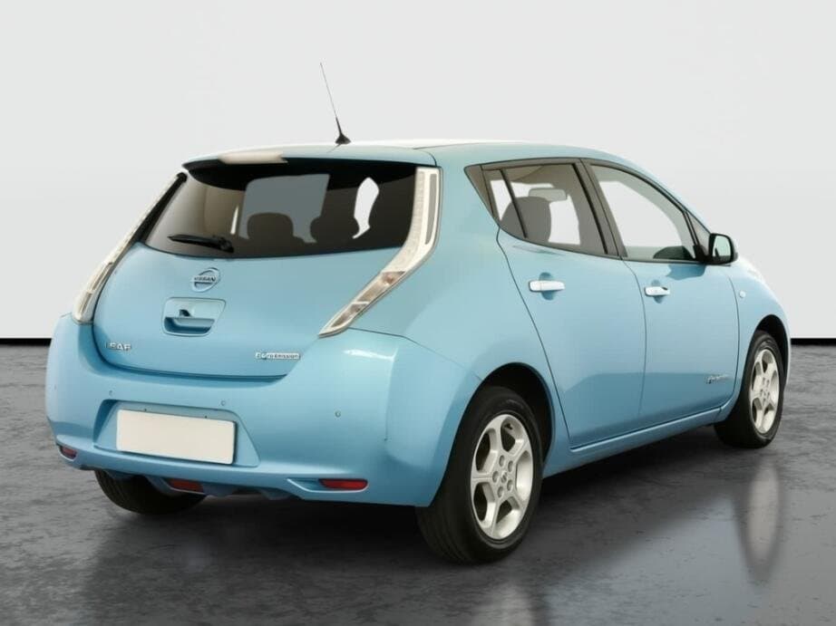 2016 Nissan LEAF - 7