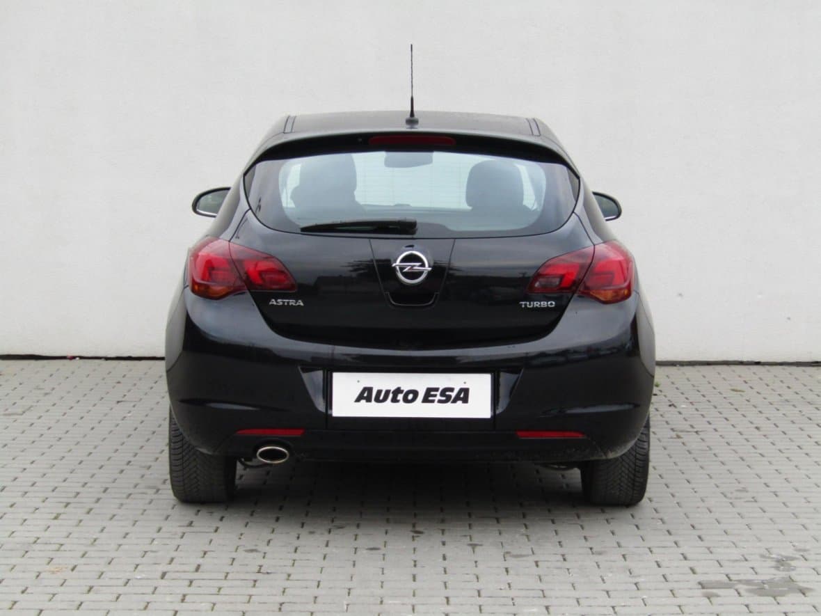 2010 Opel ASTRA - 5