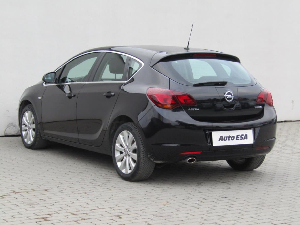 2010 Opel ASTRA - 6