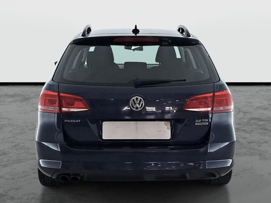 2012 Volkswagen PASSAT - 6