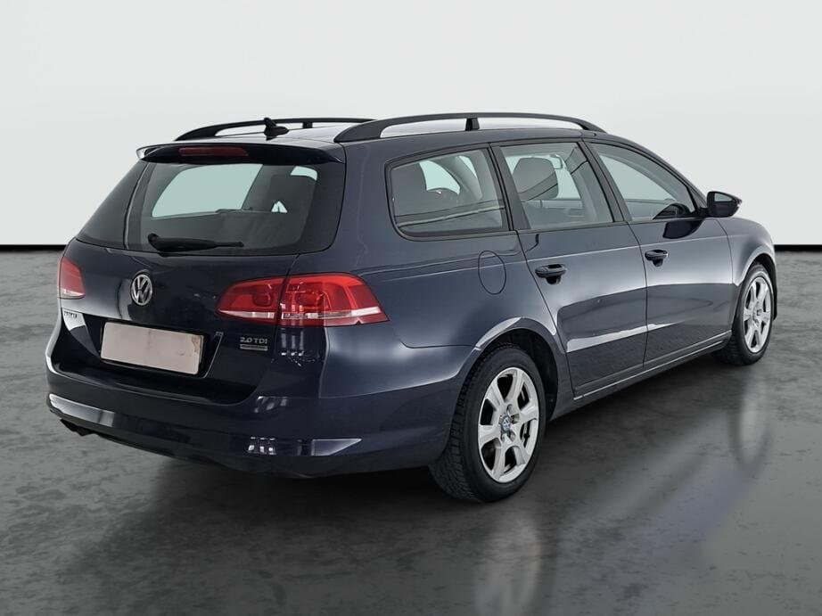 2012 Volkswagen PASSAT - 7