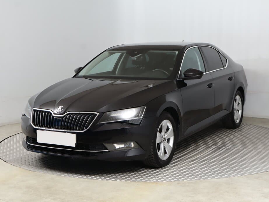 2019 Škoda SUPERB - 3