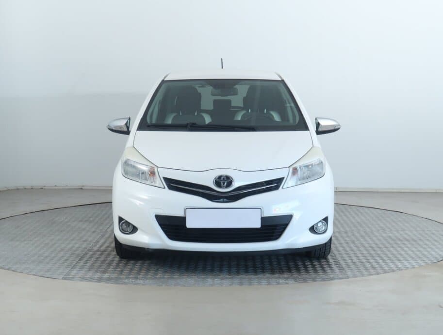 2013 Toyota YARIS - 2