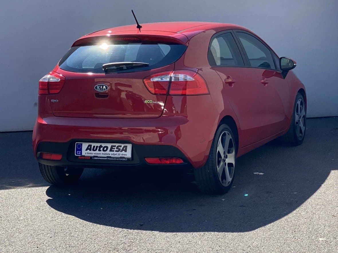 2012 Kia RIO - 4
