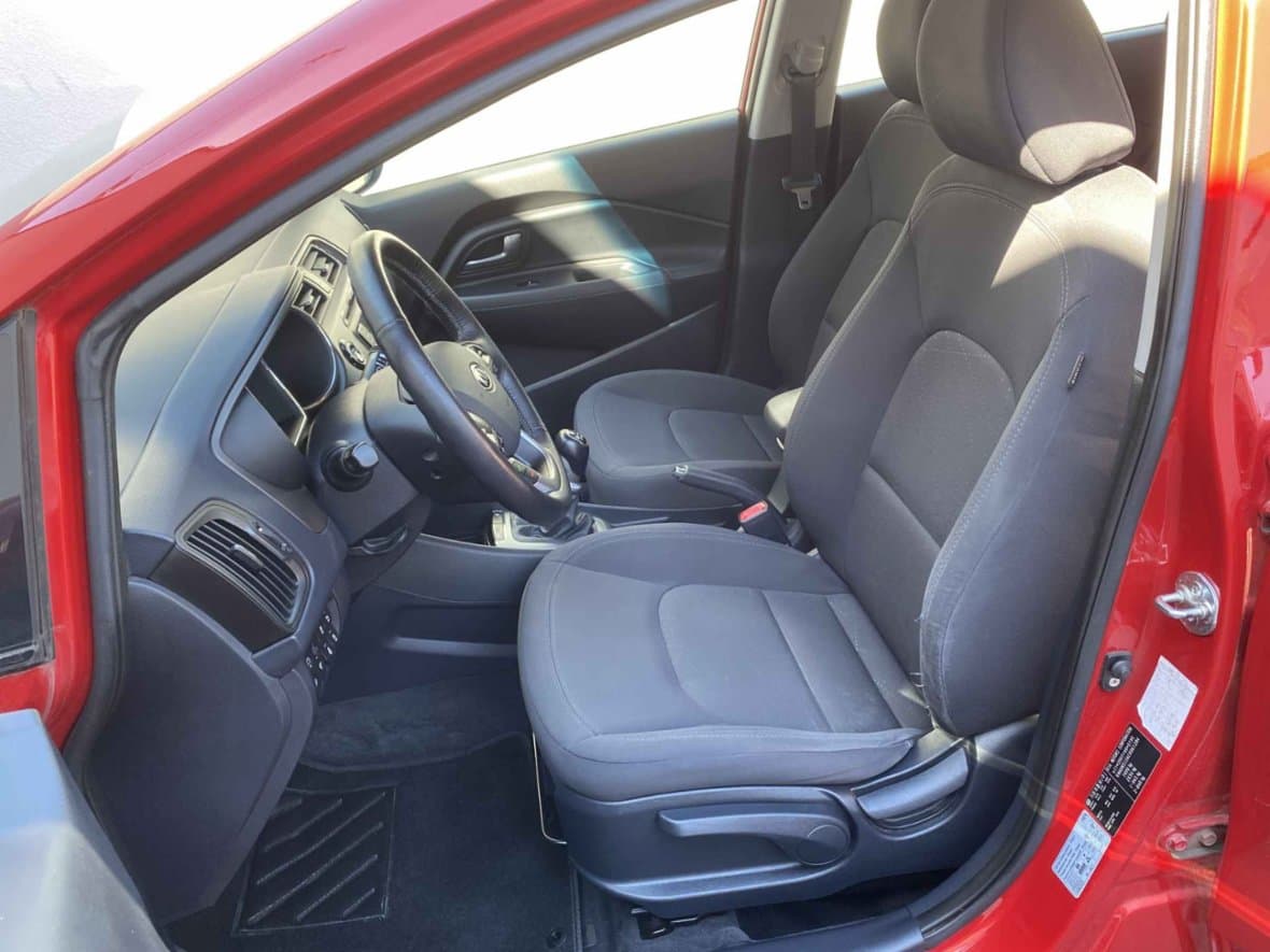 2012 Kia RIO - 9