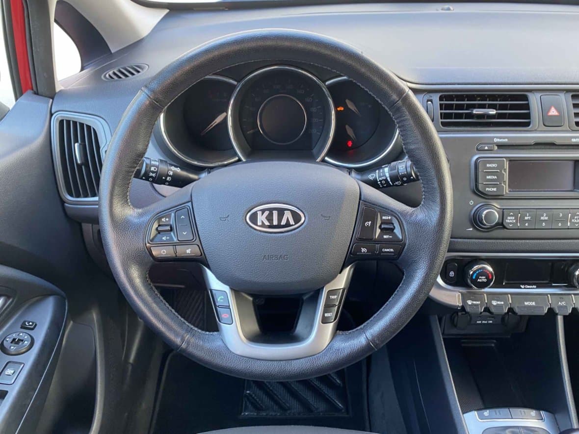 2012 Kia RIO - 11