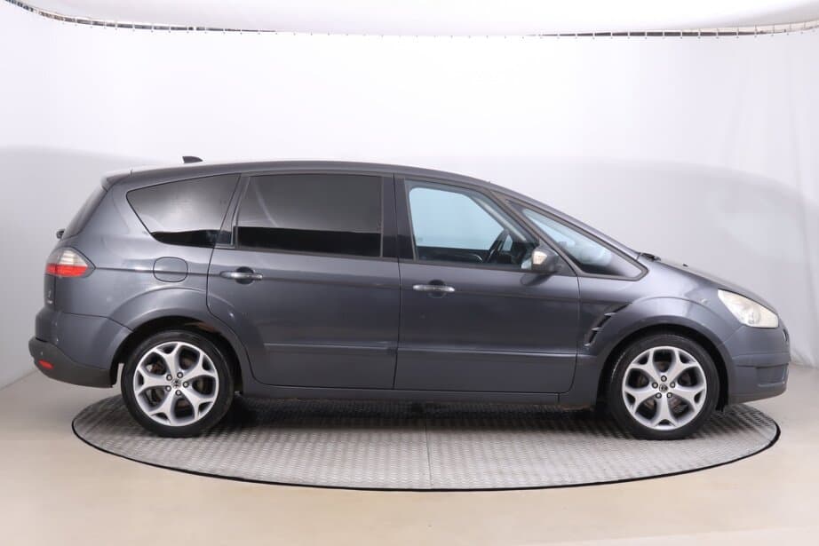 2009 Ford S-Max - 8