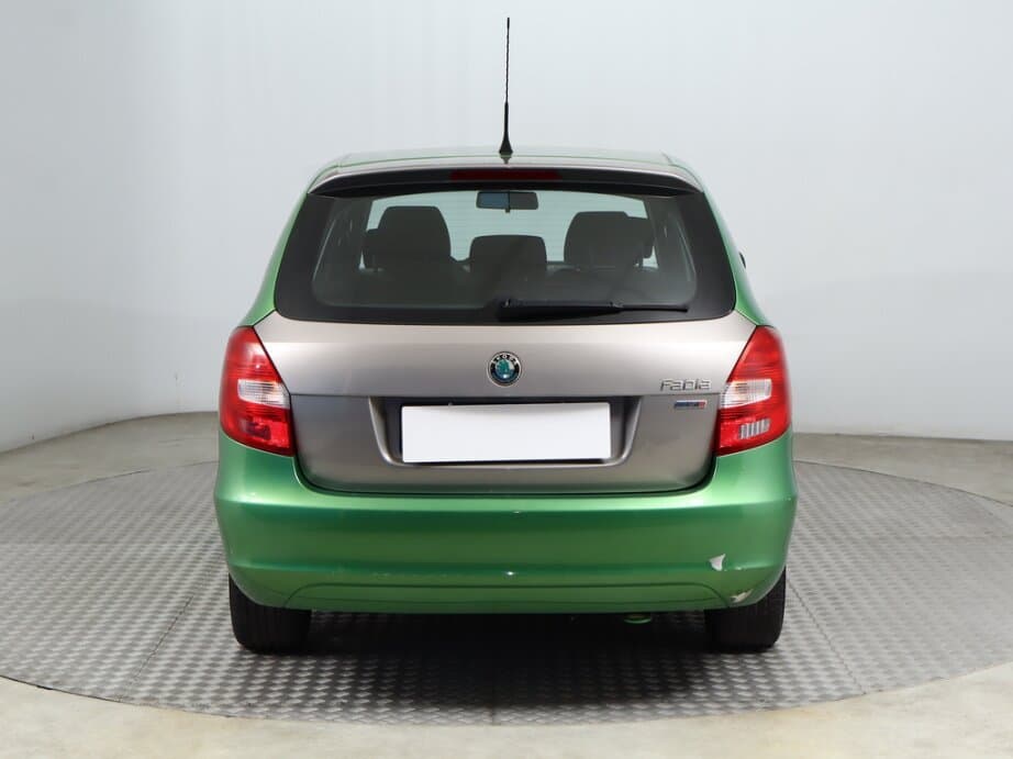 2010 Škoda FABIA - 6