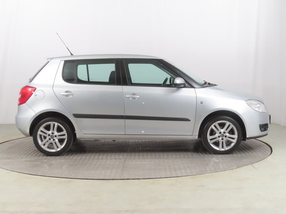 2008 Škoda FABIA - 8