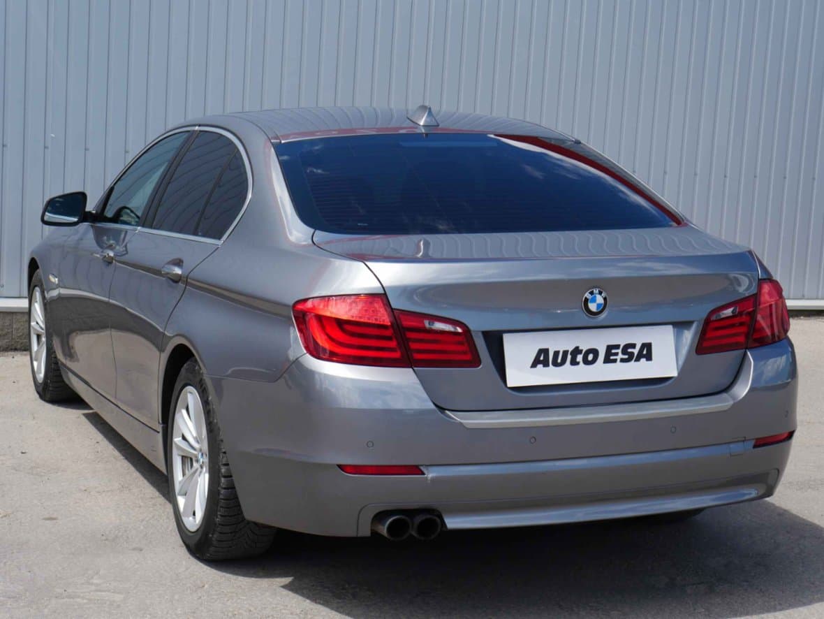 2013 BMW 5-SERIES - 6