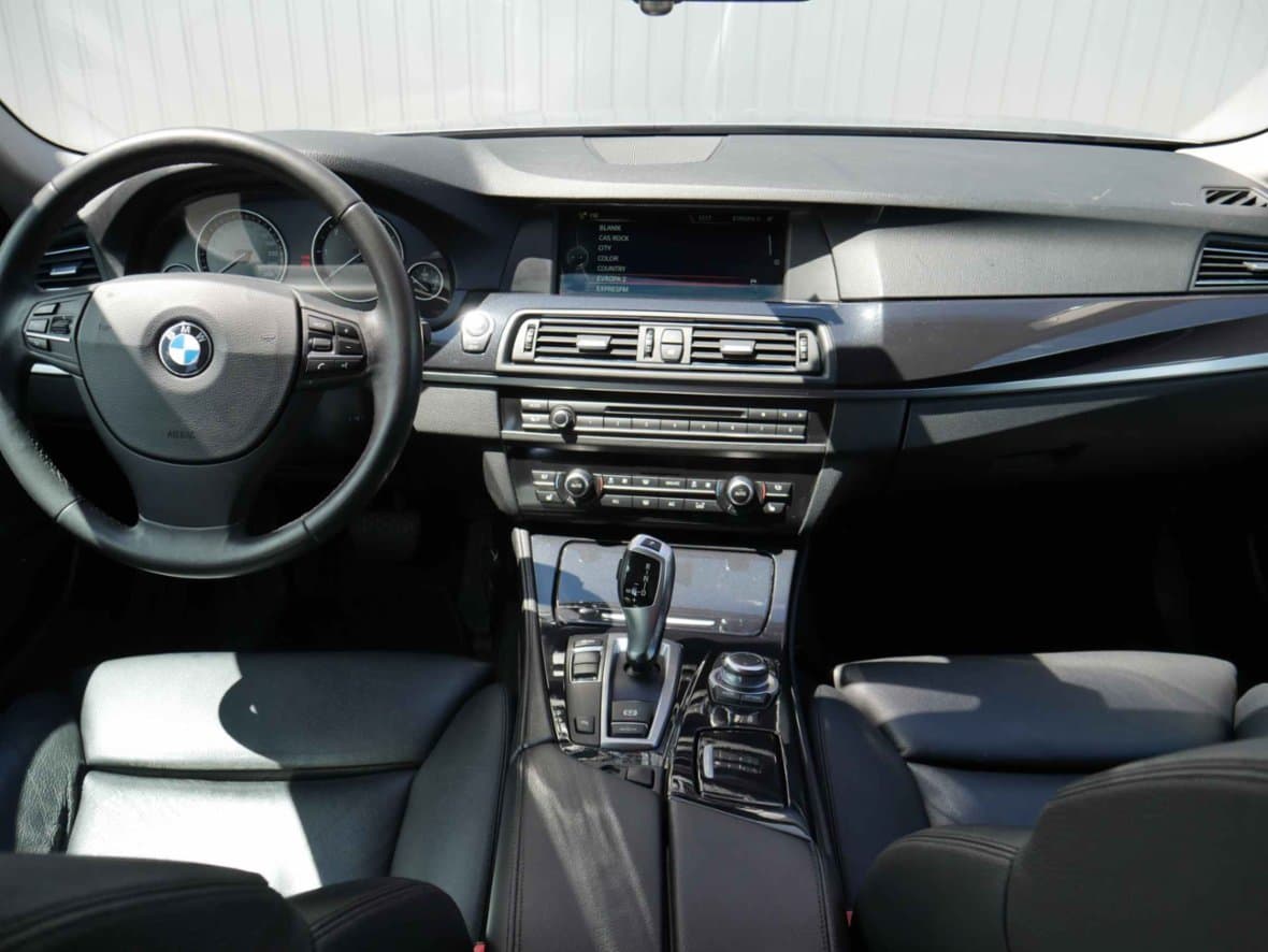 2013 BMW 5-SERIES - 8