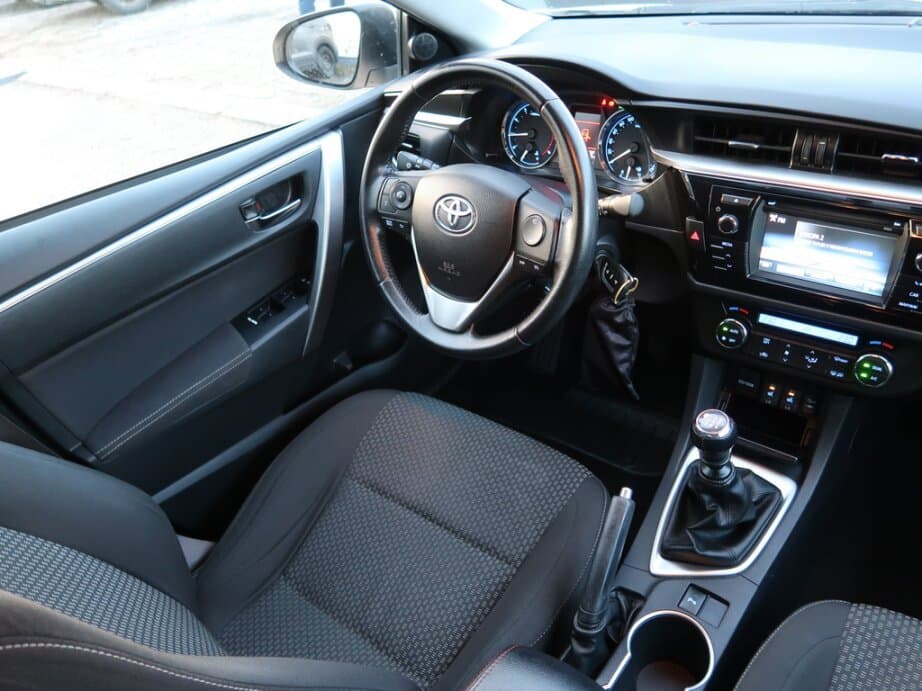 2016 Toyota Corolla - 9