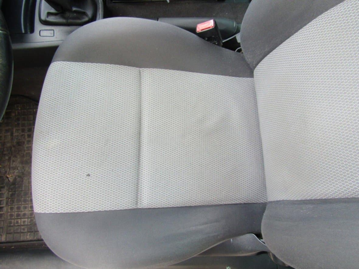 2010 Ford Focus - 20